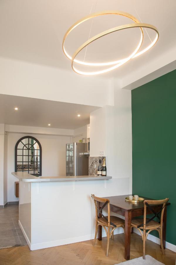Beautiful Apartment In The Heart Of Nizza Exterior foto