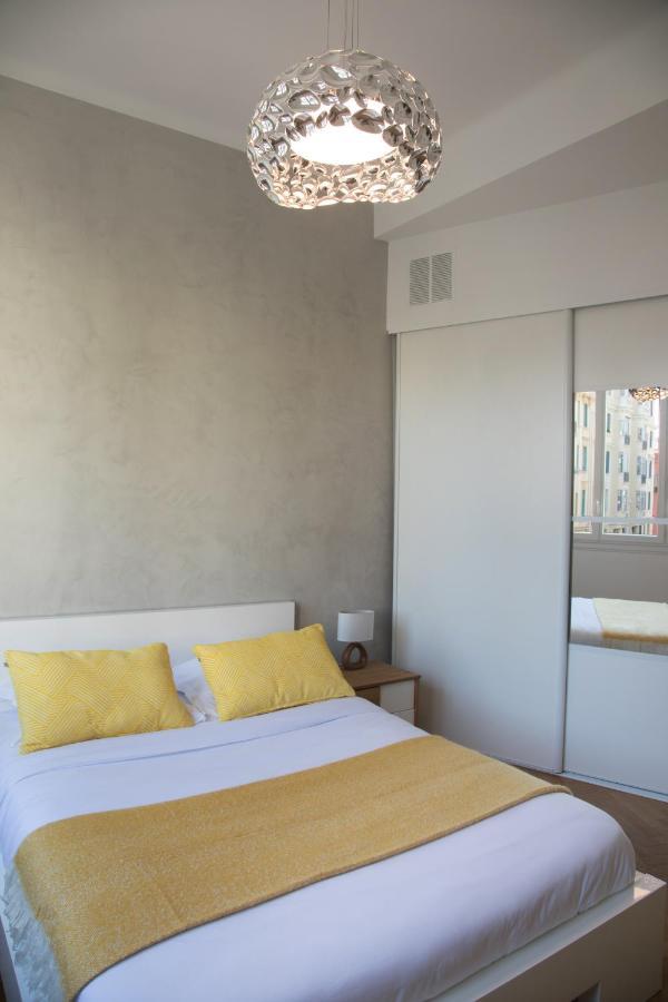 Beautiful Apartment In The Heart Of Nizza Exterior foto
